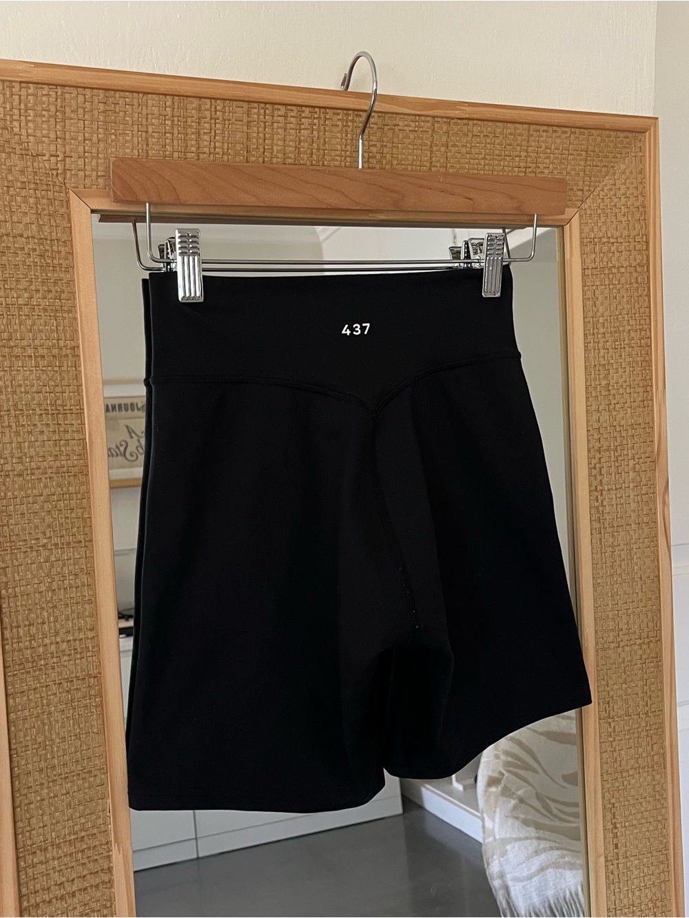 437 - The V Shorts